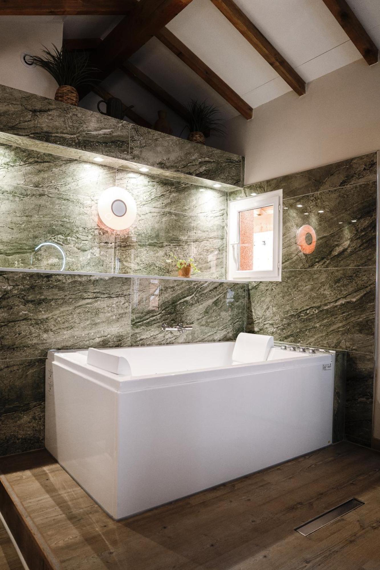 Appart Hotel Le 8 La Suite & Spa - Parking Gratuit - มากง ภายนอก รูปภาพ